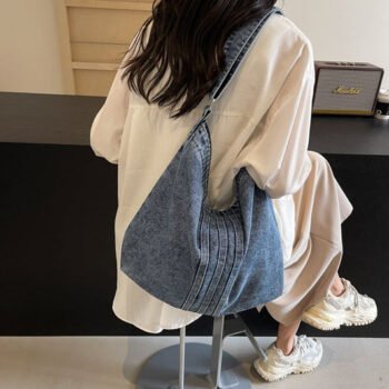 99.9USD--Charming, Fashionable and Soft Shoulder Bag