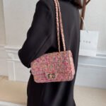 119.9USD--Charming, Fashionable and Soft Shoulder Bag